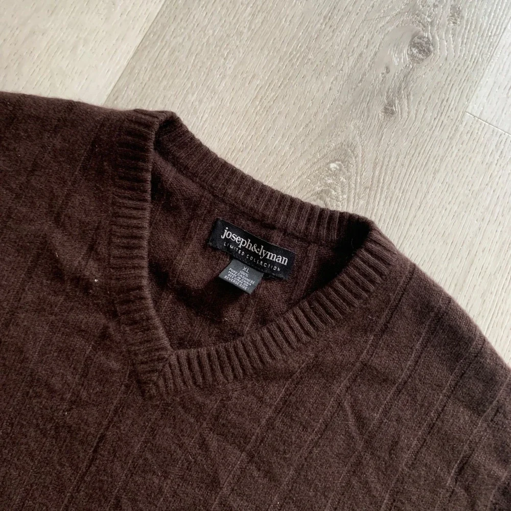 Joseph & Lyman Brown 100% Cashmere V-Neck Ribbed Sweater Mens XL Luxury Knit